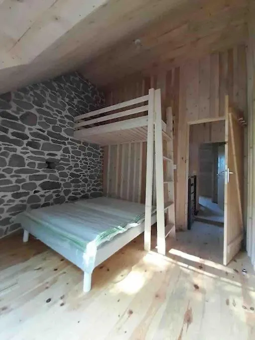 Holiday home La Grange De La Gratade Villa Rochefort-Montagne
